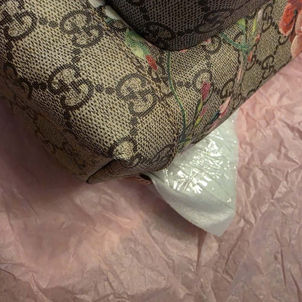 Gucci Pink Floral GG Supreme Backpack - Picture 3 of 16